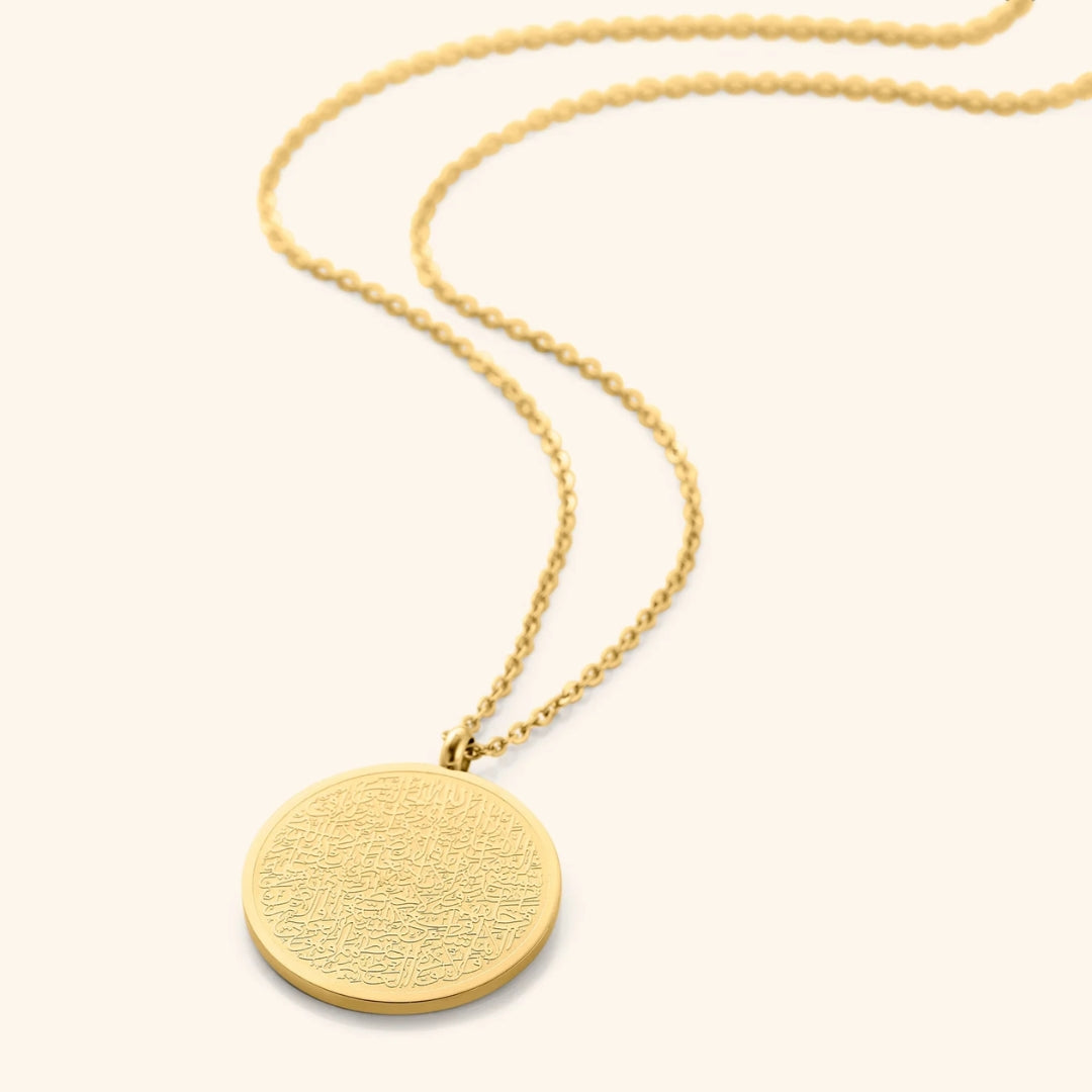 Golden Rounded Pendant Necklace