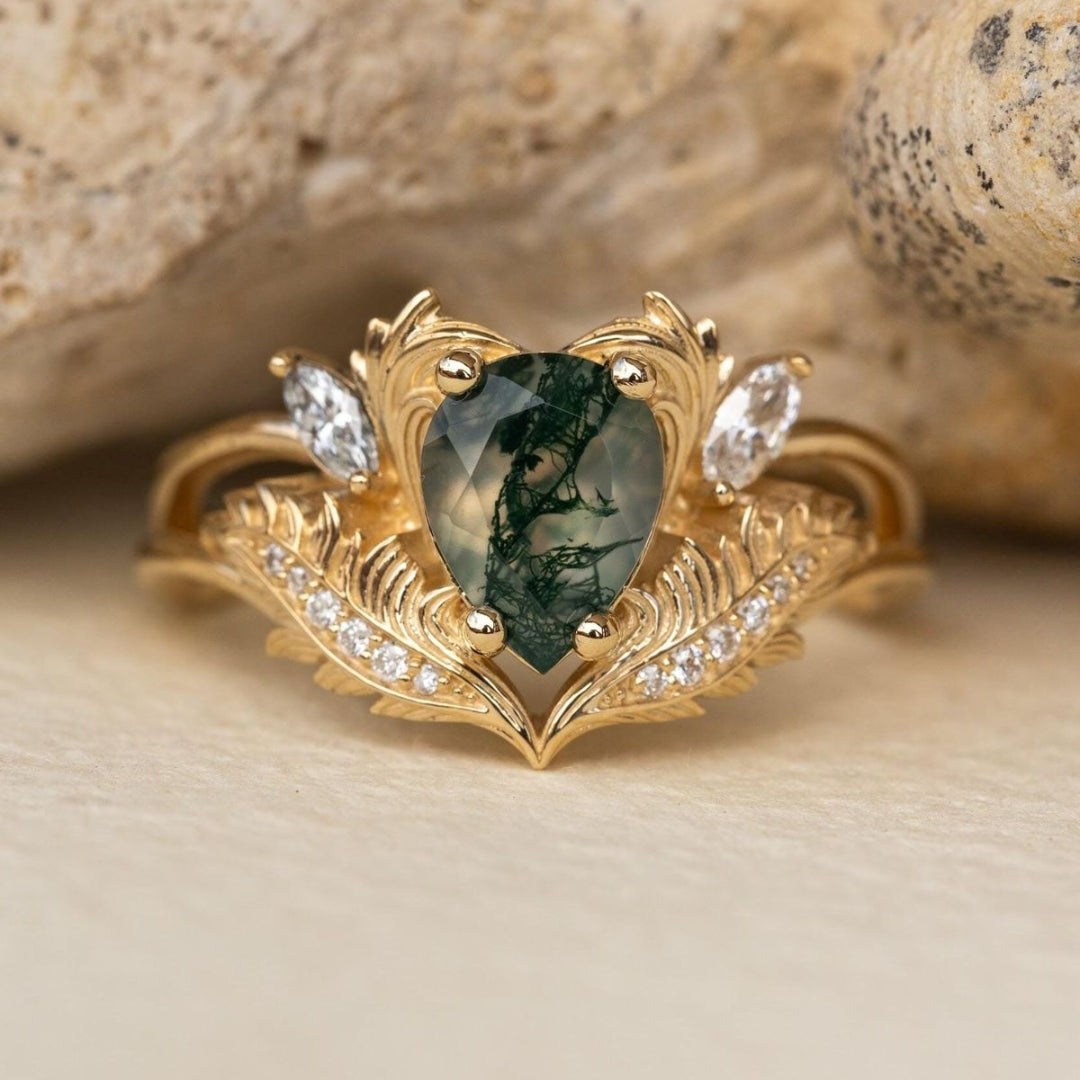 Drop Moss Agate Nature Gold Ring