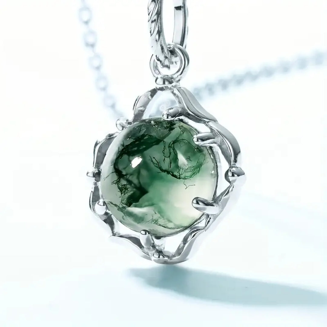 Moss Agate Nature Rounded Silver Necklace