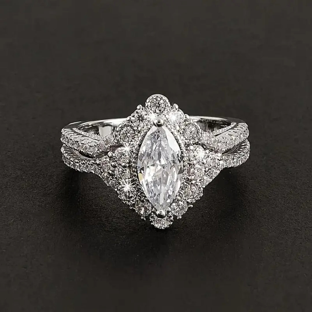Crown Oval Crystal Silver Ring