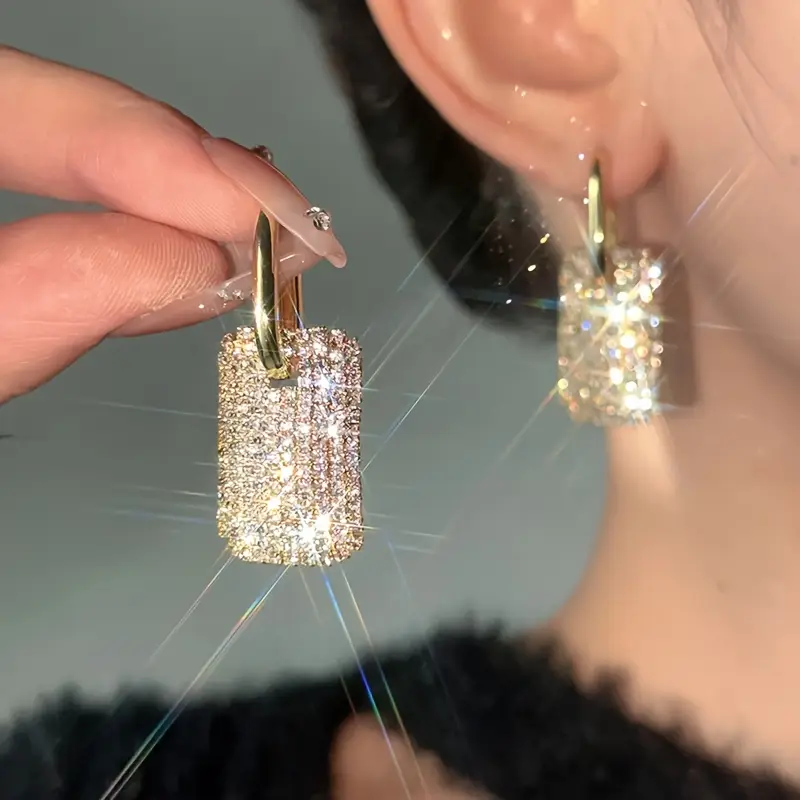 Vintage Sparkling Earrings