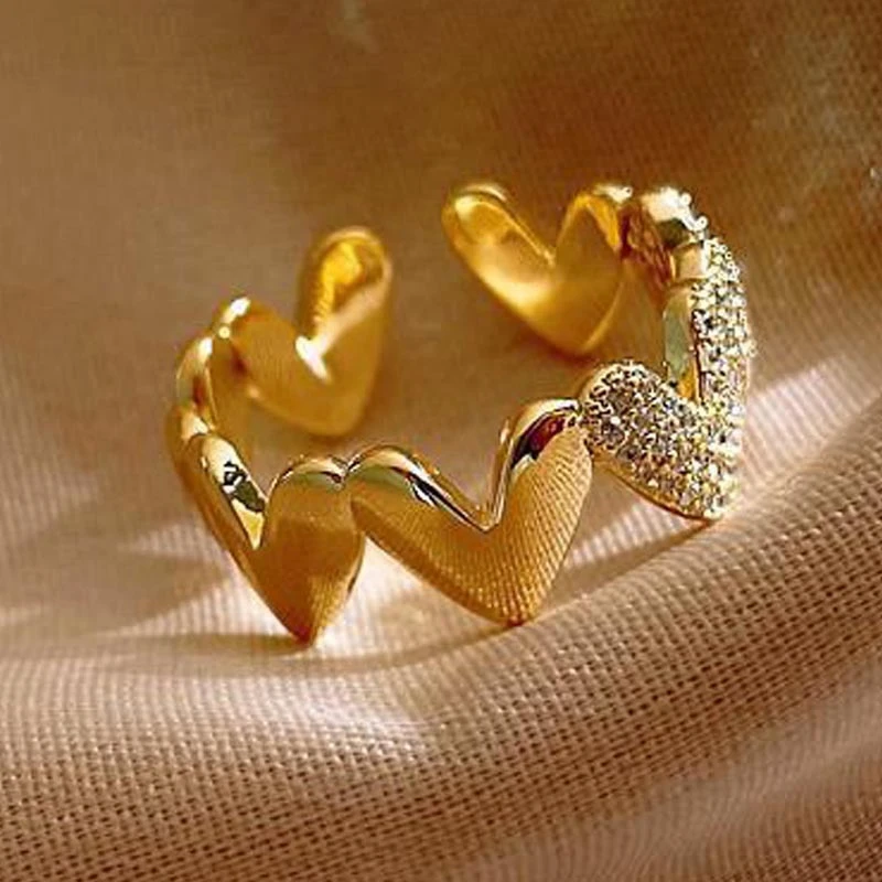 Golden Spark Heart Ring