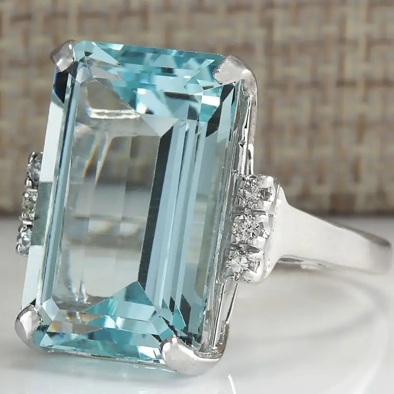 Blue Cubic Glass Silvered Ring