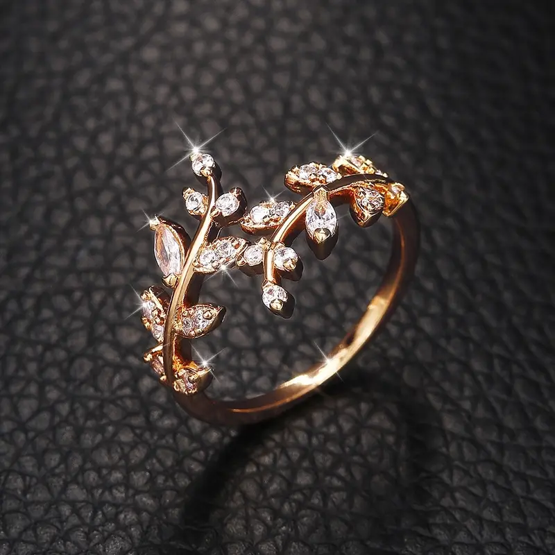 Zirconia Leaf Golden Ring