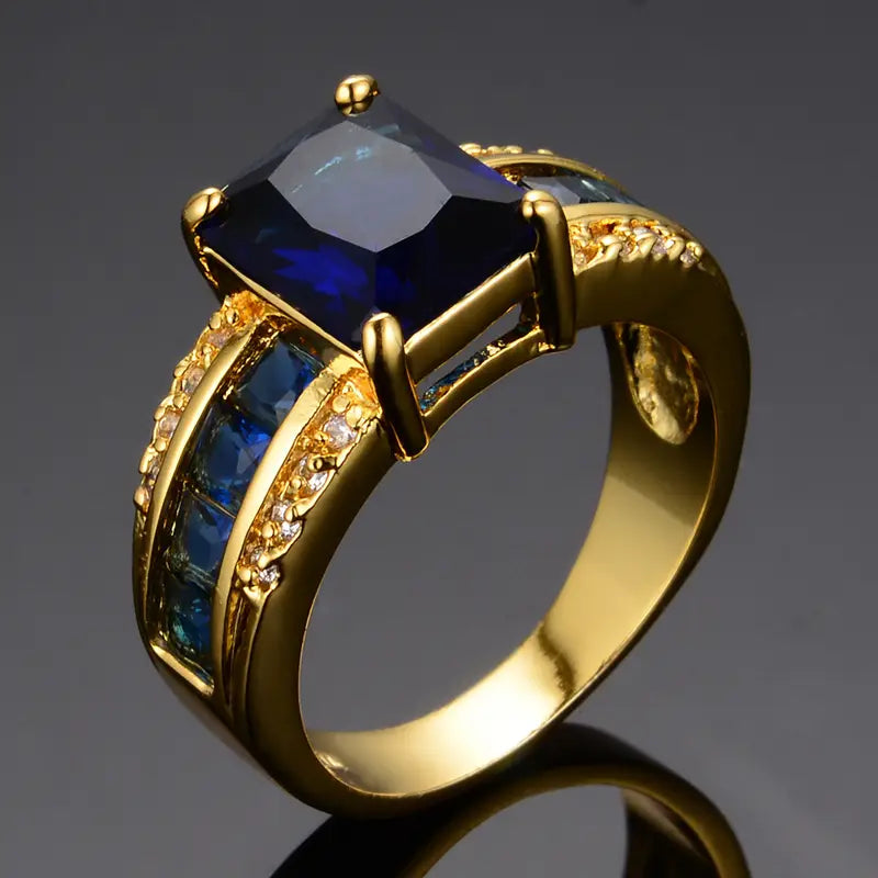 Kassira Bluemont Ring | Gold