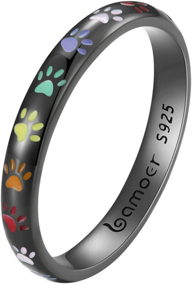 Sterling Silver Ring with Paw Design