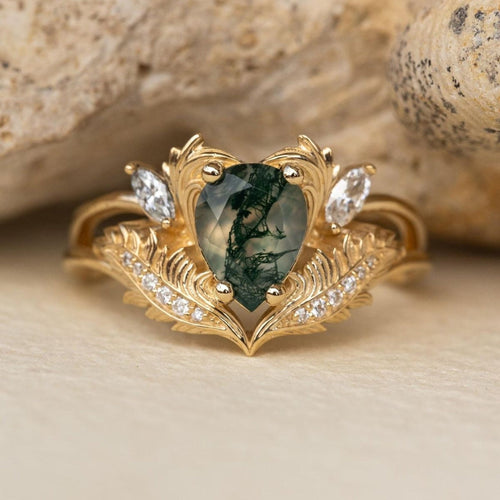 Drop Moss Agate Nature Gold Ring