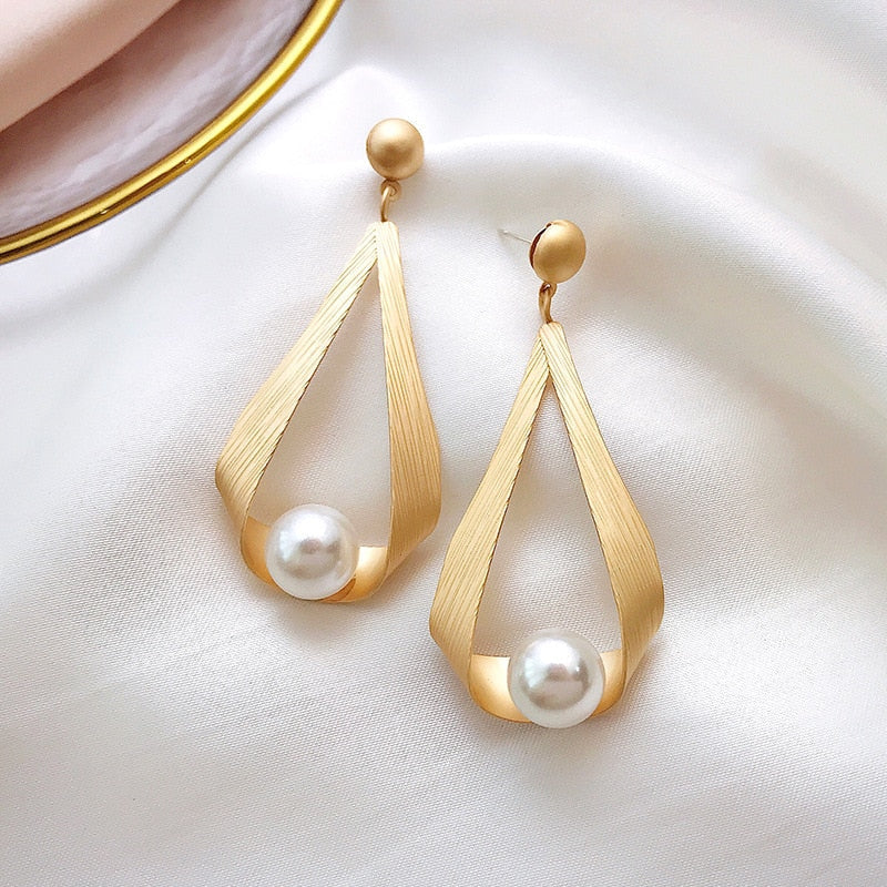 Round Crystal & Pearl Earrings