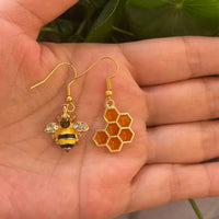 Bee + Honey Comb