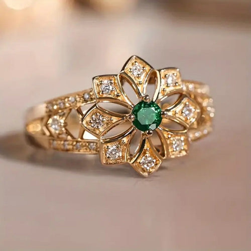 Green Flower Hollow Gold Ring