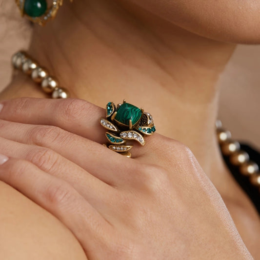 Emerald Zirconia Elegant Ring