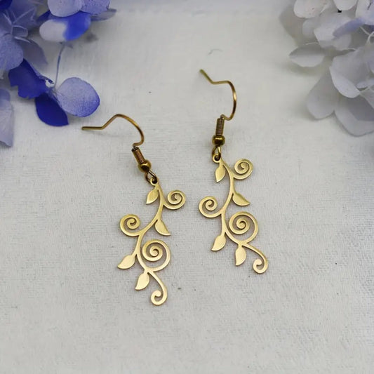 Dangle Golden Ivy Earrings