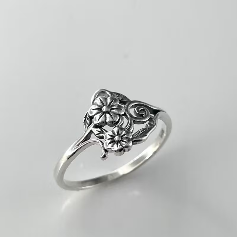 Minimalist Silver Flower Ring