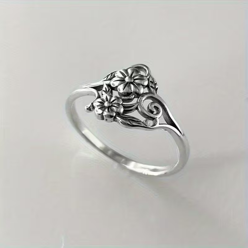 Minimalist Silver Flower Ring