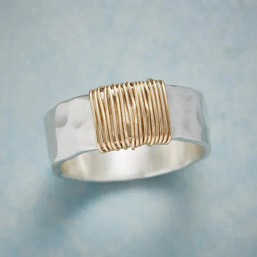Antique Golden Threads Silver Ring | White Gold