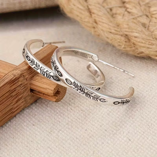 Lightweight Hoop Earrings