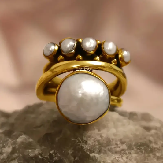 Vintage Golden Pearl Ring