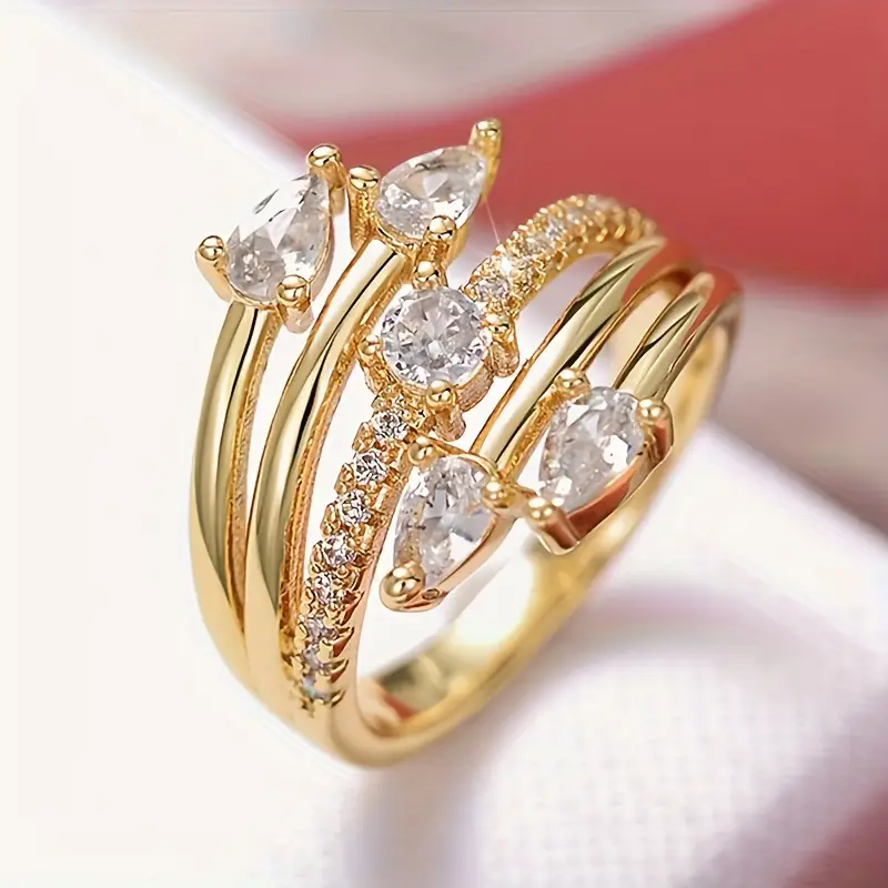 Zirconia Brilliance Gold Ring