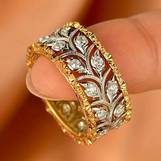 Vintage Ivy Hollow Zirconia Ring