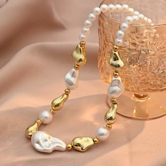 Barroque Pearl Golden Necklace