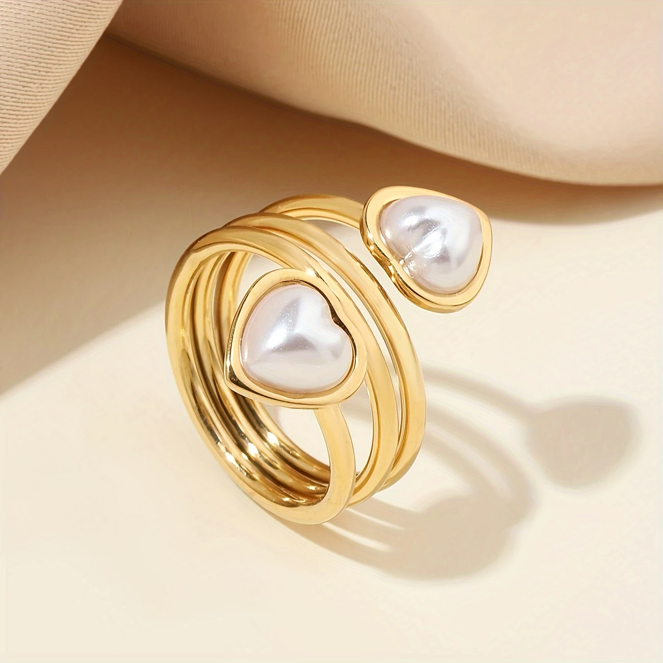 Gold Bright Pearl Heart Ring