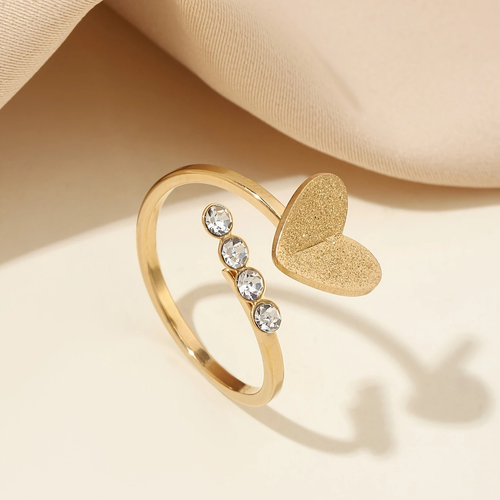 Gold Bright Crystal Heart Ring