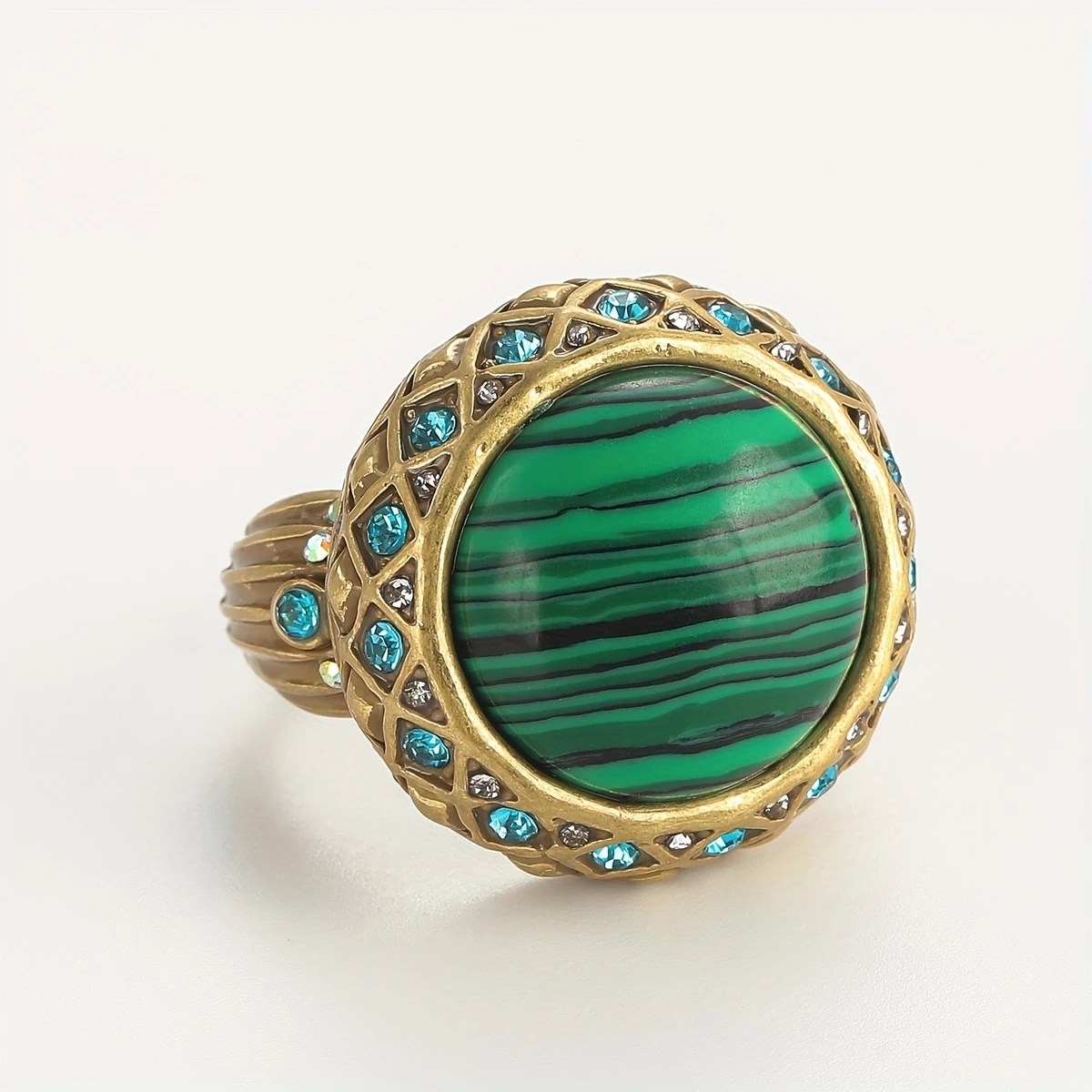 Green Dune Stone Ring