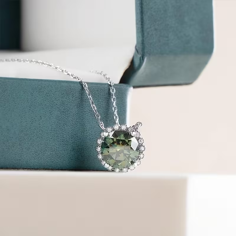 Moss Agate Geometric Round Necklace