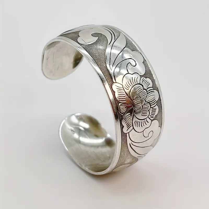 Vintage Open Band Nature Bracelet