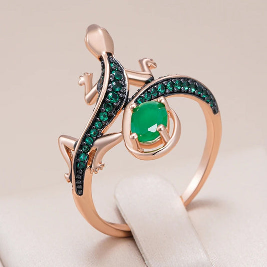 Elegant Green Lizard Ring