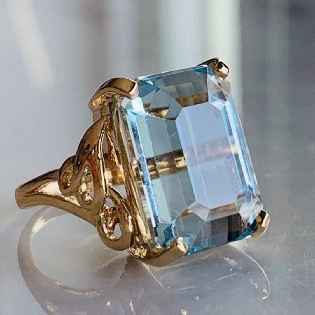 Elegant Blue Square Glass Golden Ring